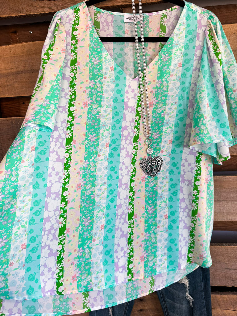 Attention Follows Oversized Tunic - Emerald Multi