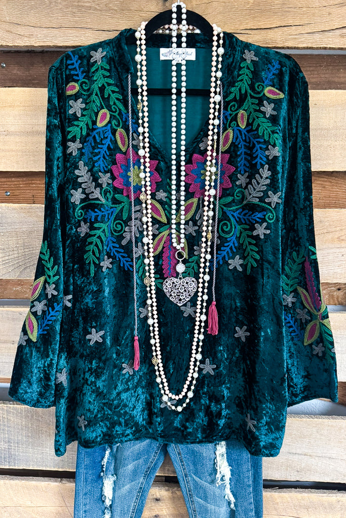 AHB EXCLUSIVE:Headed To Brunch Velvet Tunic - Olive