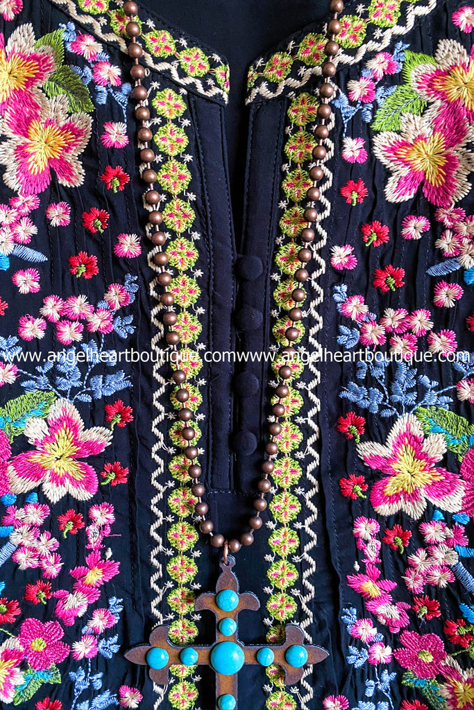 AHB EXCLUSIVE: I Like Me Better Top - Black