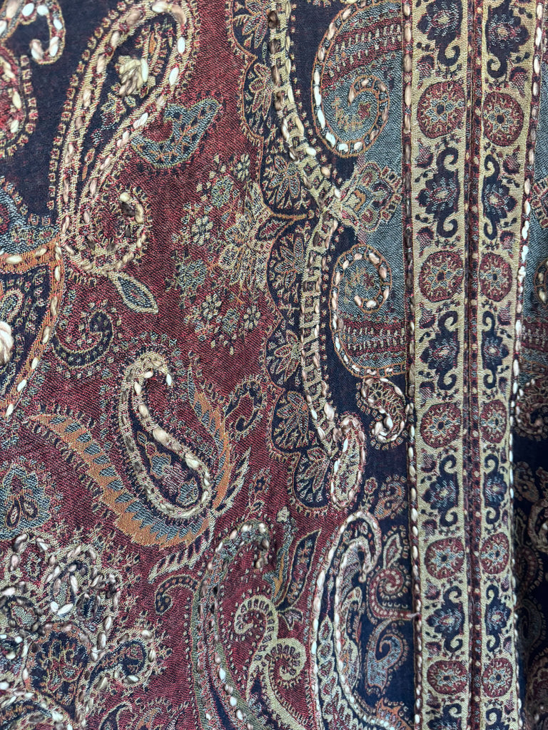 NATURAL FABRIC: Love Woven Deeply Wool Ruana - 19Wine - 100% Wool