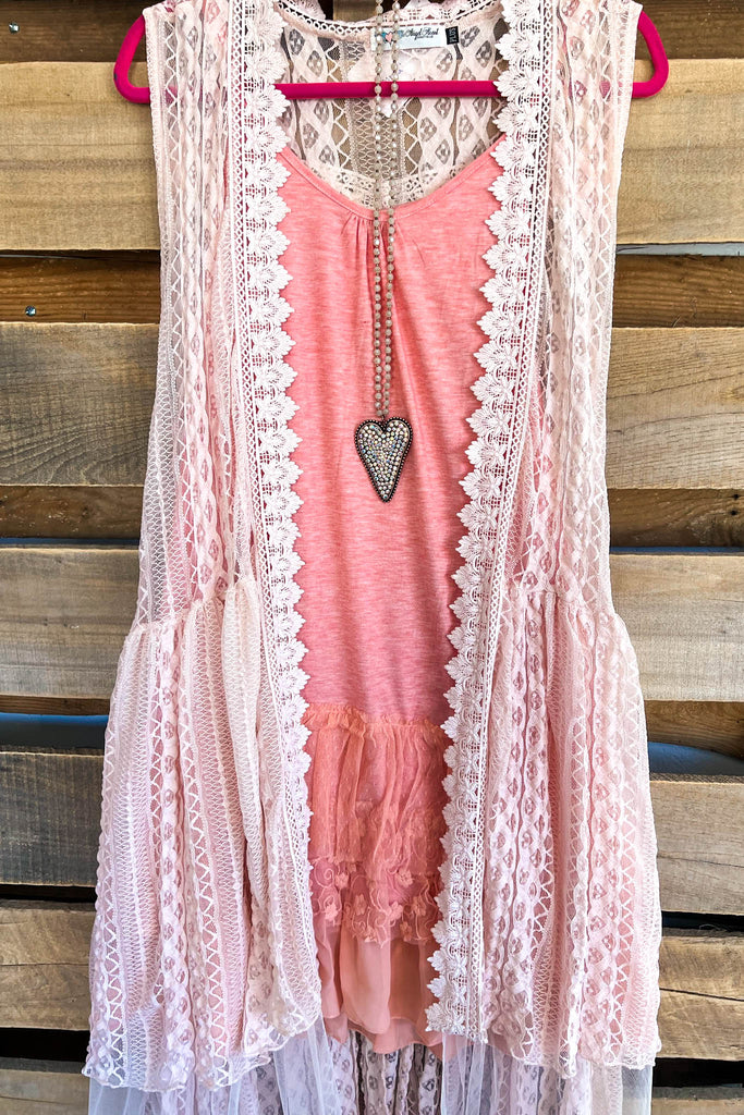 AHB EXCLUSIVE: Brighten My Day Vest - Mauve