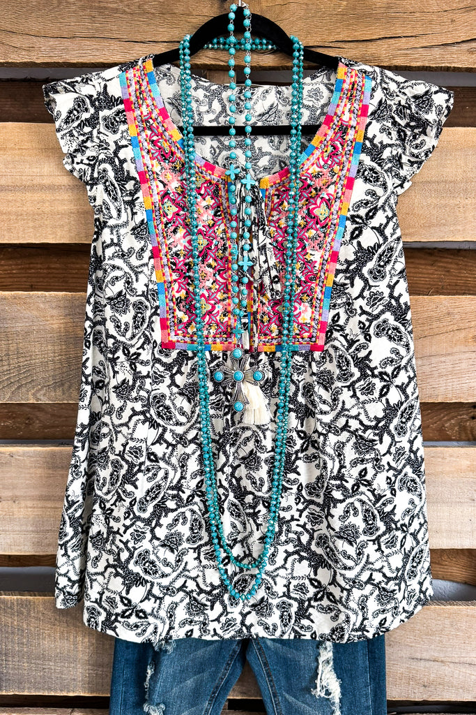 Engaging Story Top - Natural