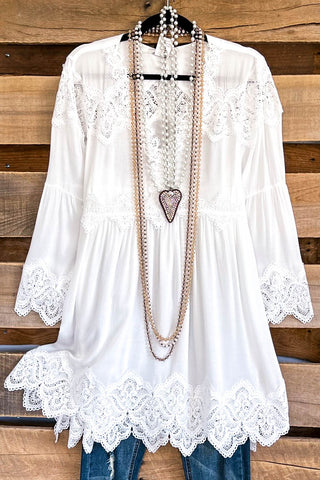 AHB EXCLUSIVE: Embracing Love Lace Cardigan - Beige/Leopard Rose
