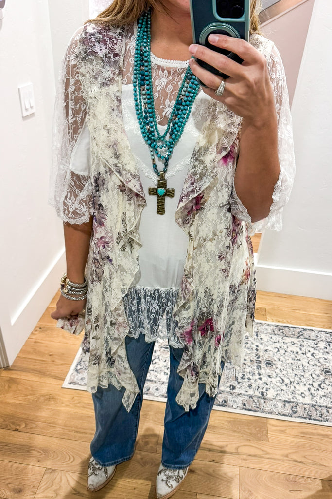 AHB EXCLUSIVE: Season Surprise Vest - Beige/Ch Floral