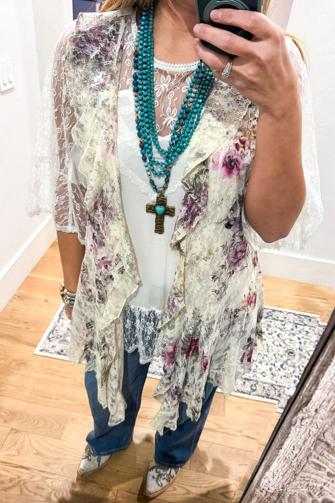 AHB EXCLUSIVE: Season Surprise Vest - Beige/Ch Floral