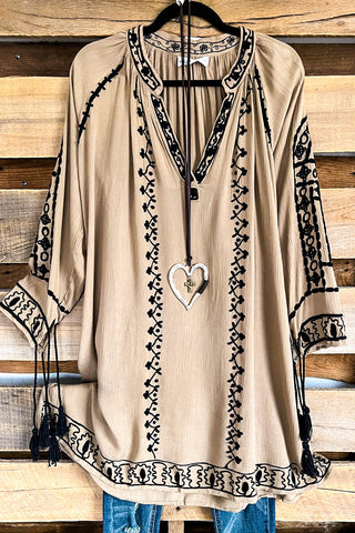 AHB EXCLUSIVE: Embracing Love Lace Cardigan - Beige/Leopard Rose