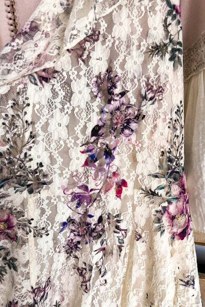 AHB EXCLUSIVE: Season Surprise Vest - Beige/Ch Floral