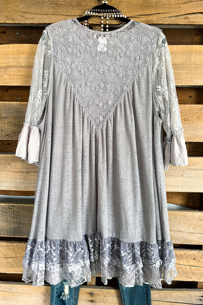 AHB EXCLUSIVE: Willow Delight Vest - Light Gray