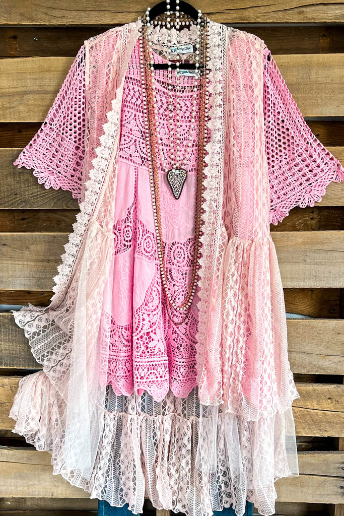 AHB EXCLUSIVE: Brighten My Day Vest - Mauve