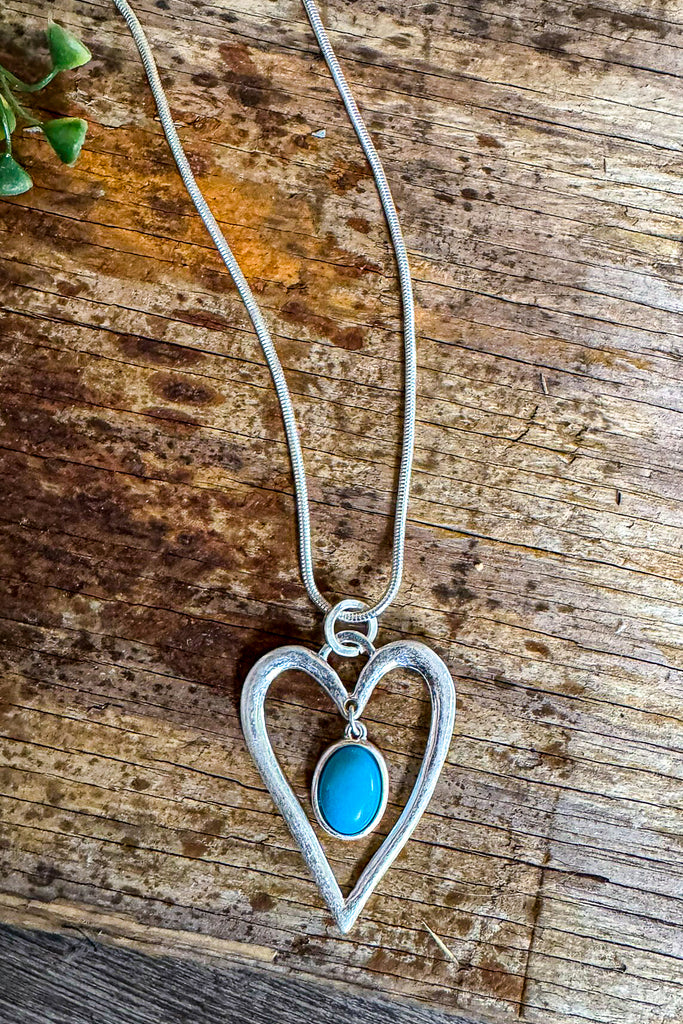 Center Of My Heart Necklace - Silver