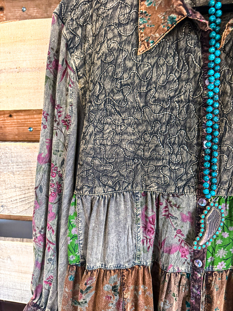 Capturing The View Blouse - Amber