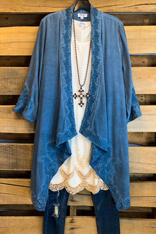 AHB EXCLUSIVE: Embracing Love Lace Cardigan - Beige/Leopard Rose