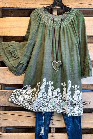 AHB EXCLUSIVE: Embracing Love Lace Cardigan - Beige/Leopard Rose