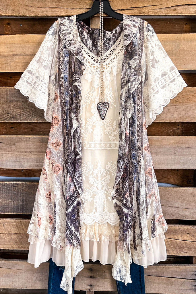 AHB EXCLUSIVE: Season Surprise Vest - BG/Brown .