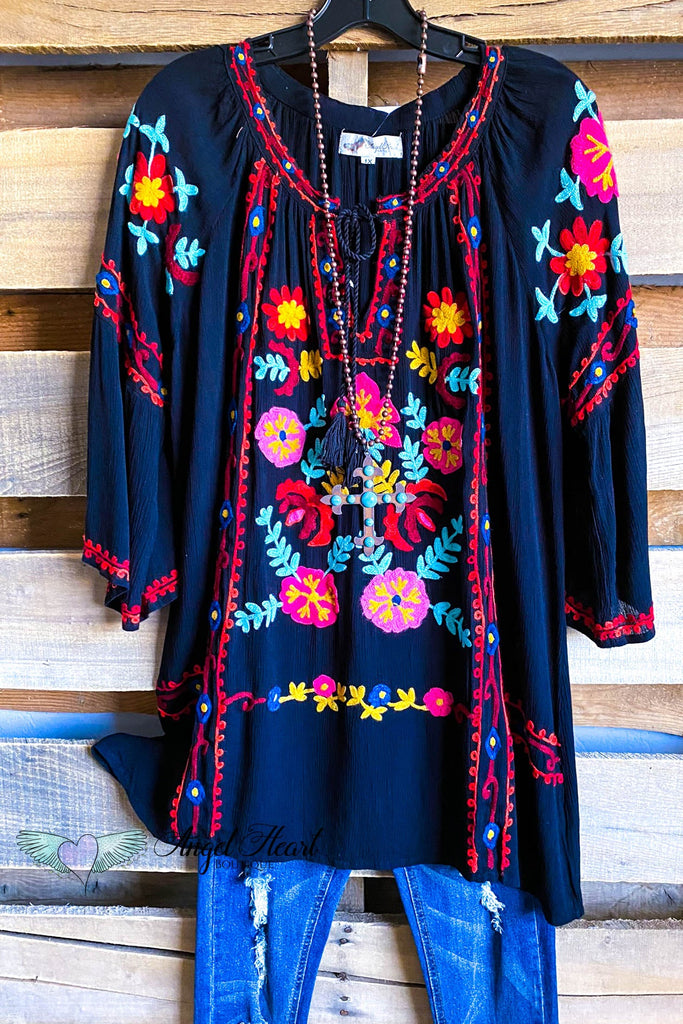 AHB EXCLUSIVE: Faith In Love Tunic - Black - SALE