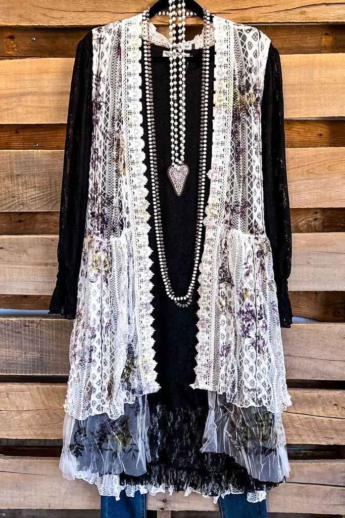 AHB EXCLUSIVE: Brighten My Day Vest - Ivory/Yellow.