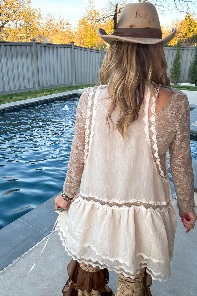 PRE ORDER: Adjustable Back Oversized Overlay - 100% Cotton