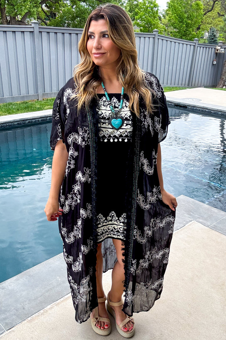 Queen of the Nile Duster - Black