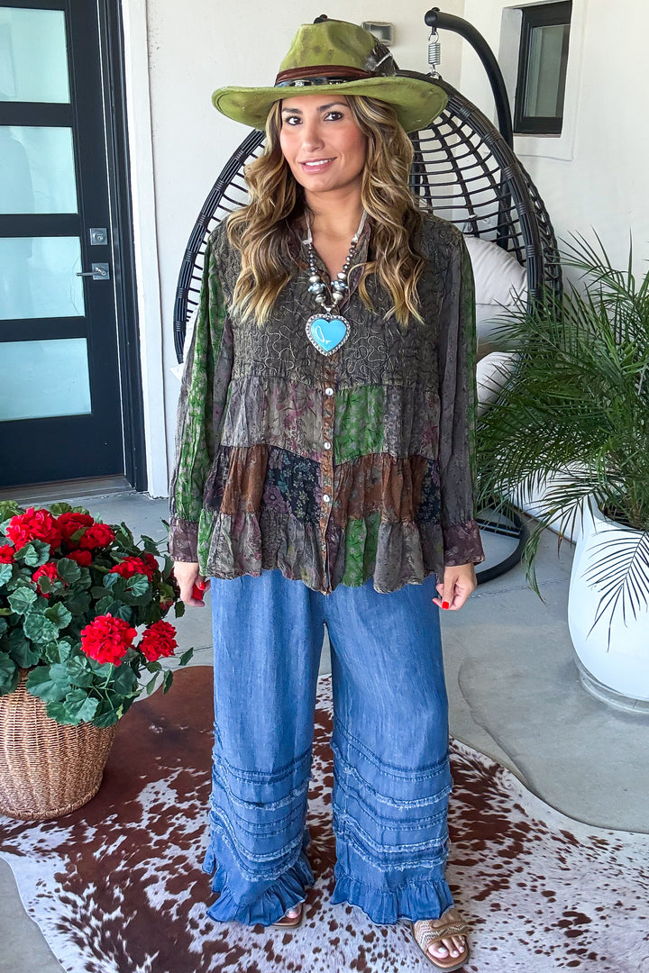 Capturing The View Blouse - Amber