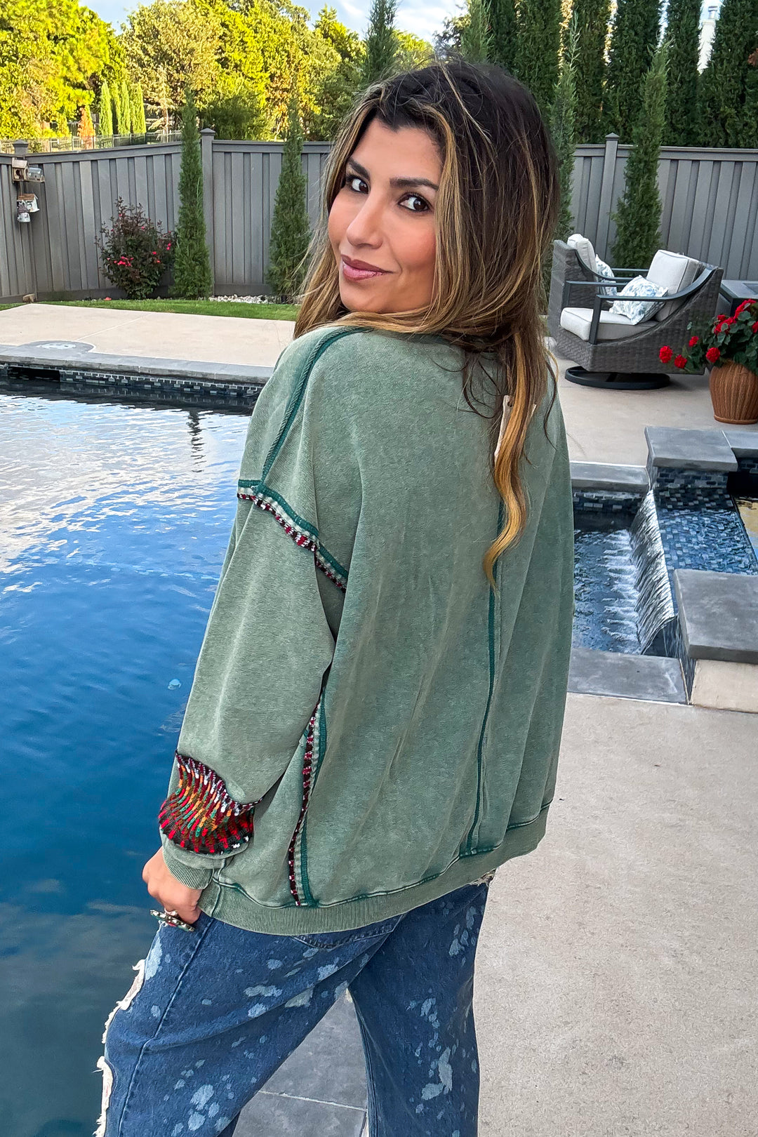Blooming Cozy Sweatshirt - Pine Green