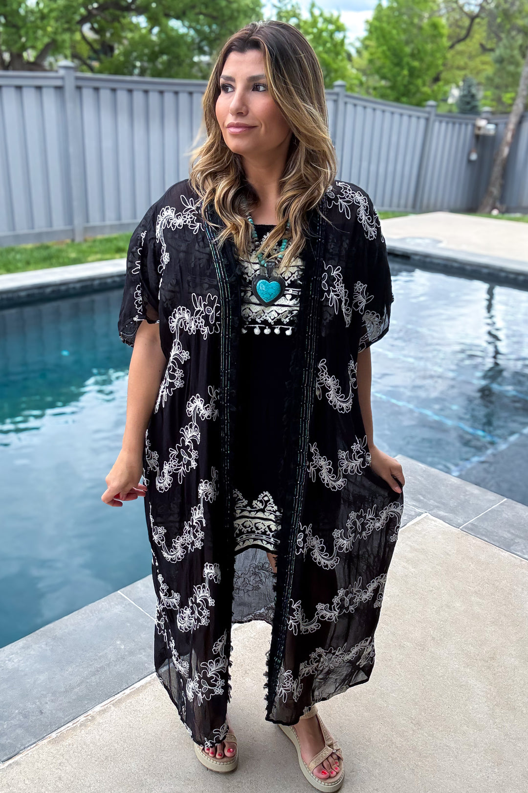 Queen of the Nile Duster - Black