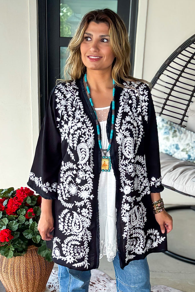AHB EXCLUSIVE - Beauty Within Cardigan - Black/White