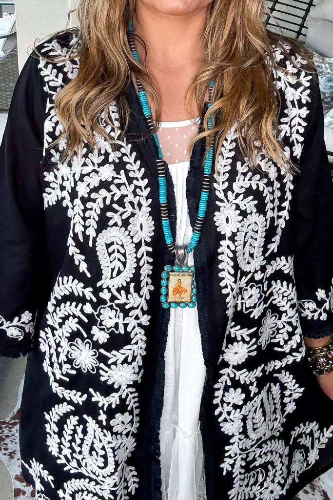 AHB EXCLUSIVE - Beauty Within Cardigan - Black/White