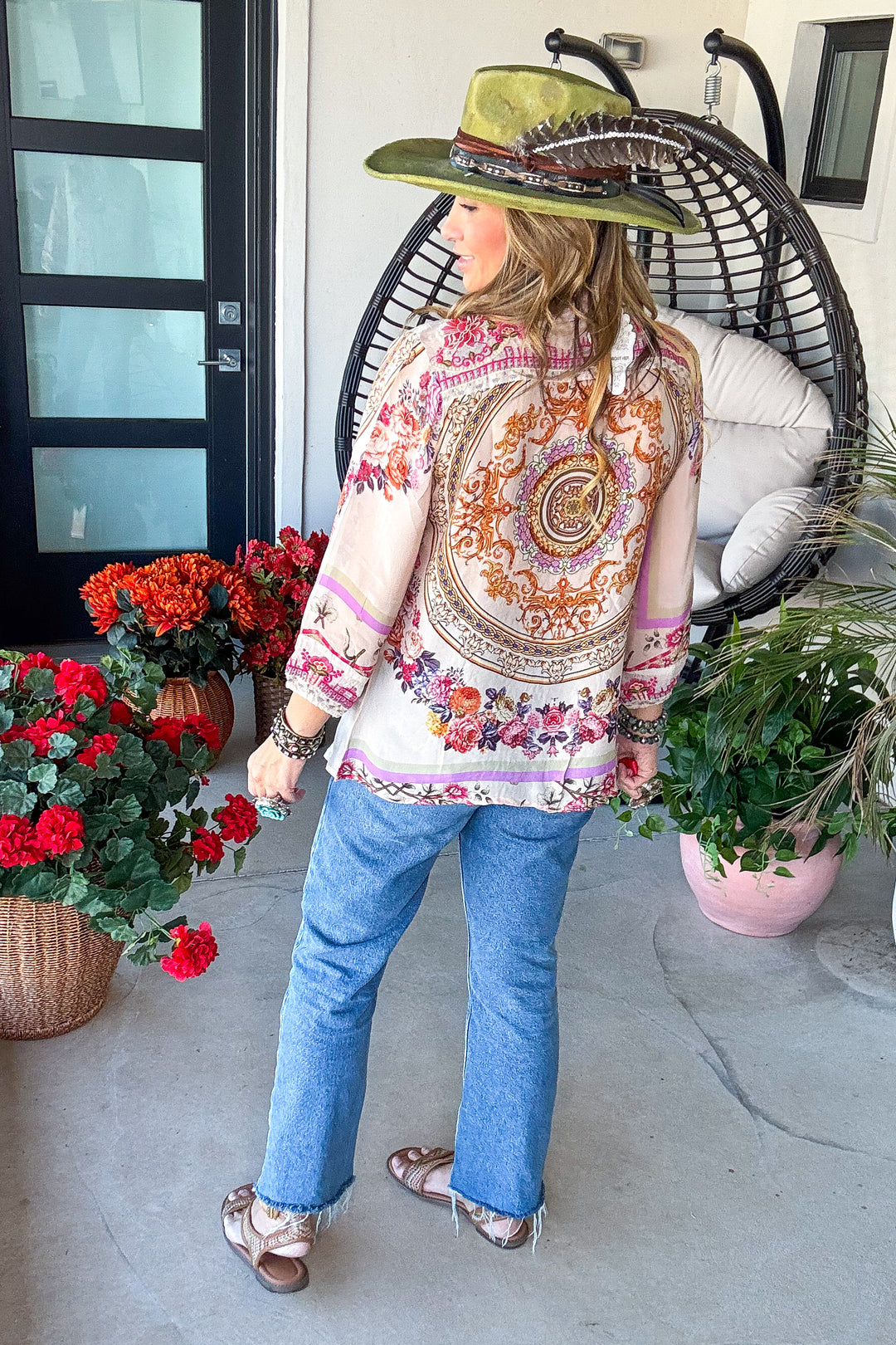Mesmerized Top - Beige