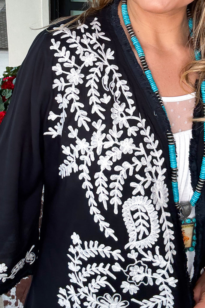 AHB EXCLUSIVE - Beauty Within Cardigan - Black/White