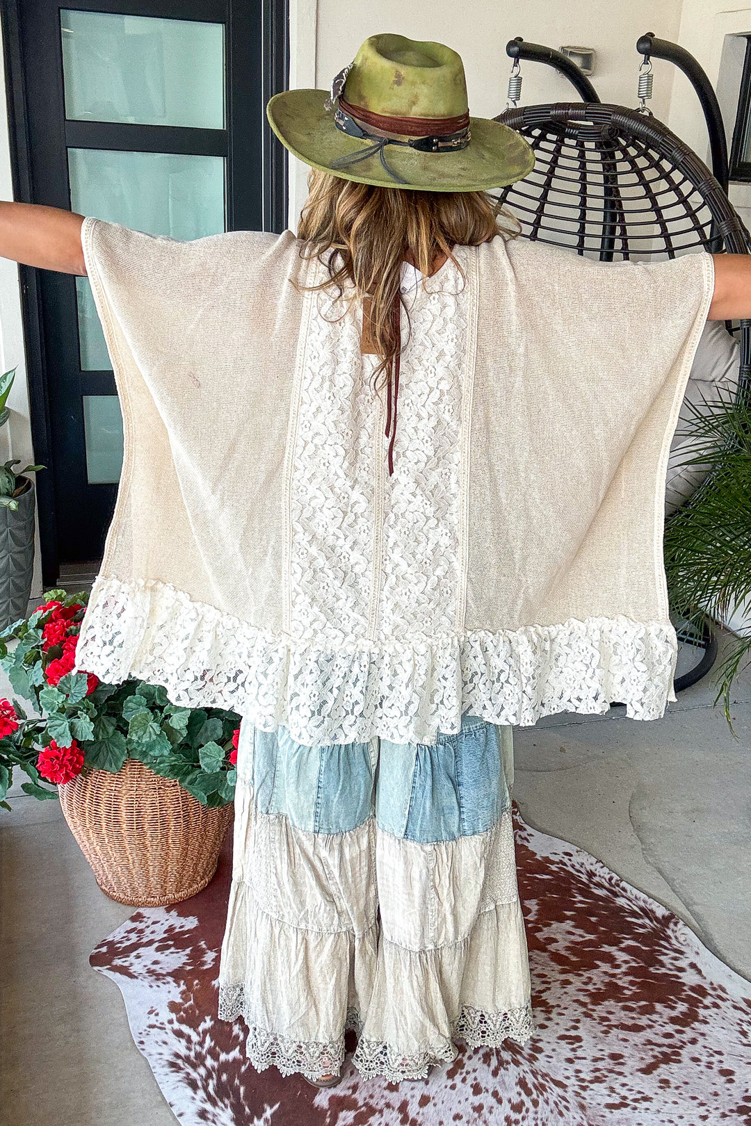 Weathered Beauty Top - 100% Cotton - Ivory