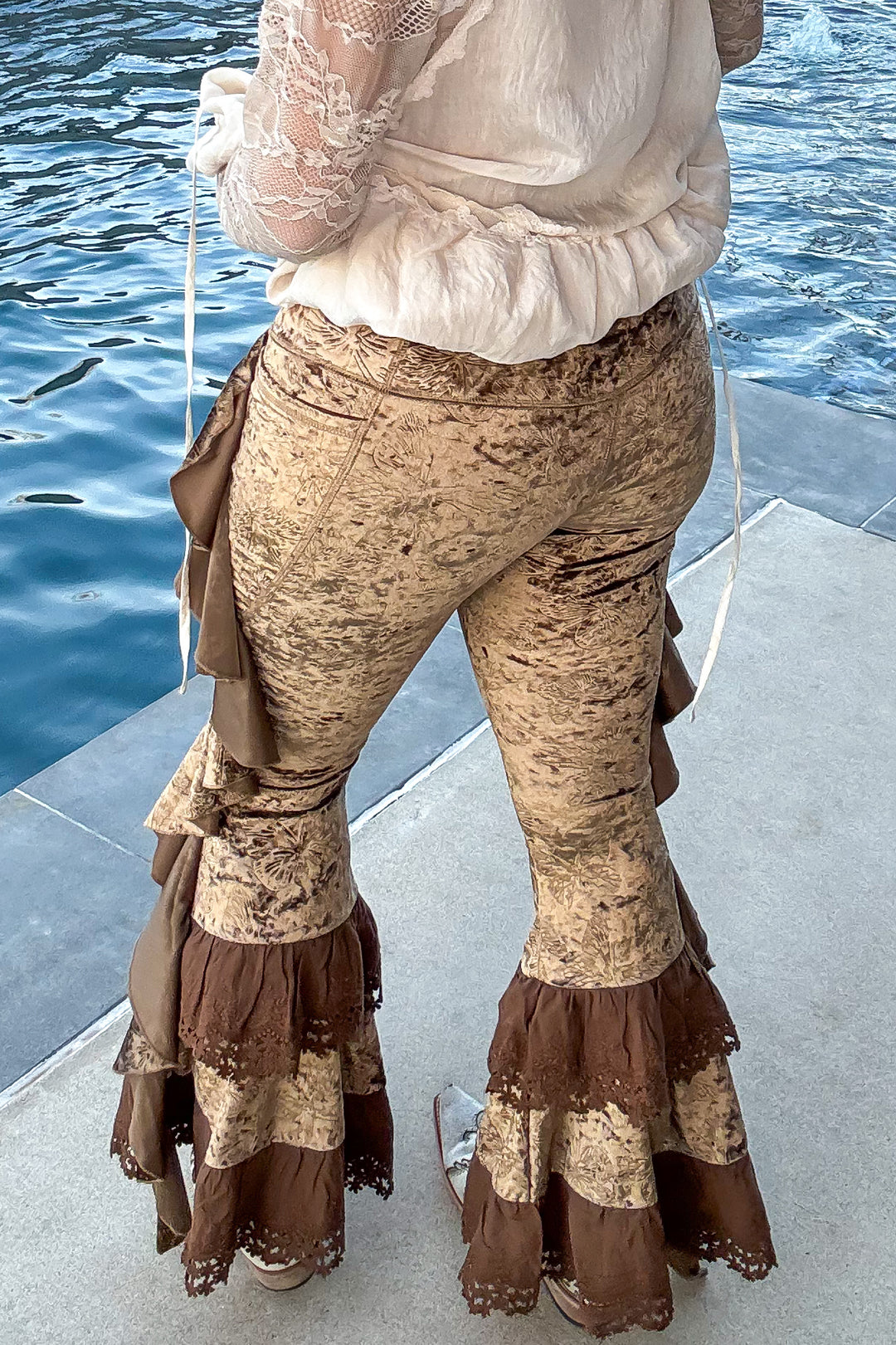 Velvet Butterfly Ruffled Leggings - Brown -SALE