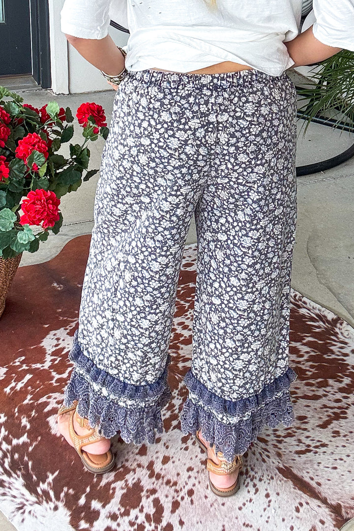 Midnight Meadow Capris - Navy