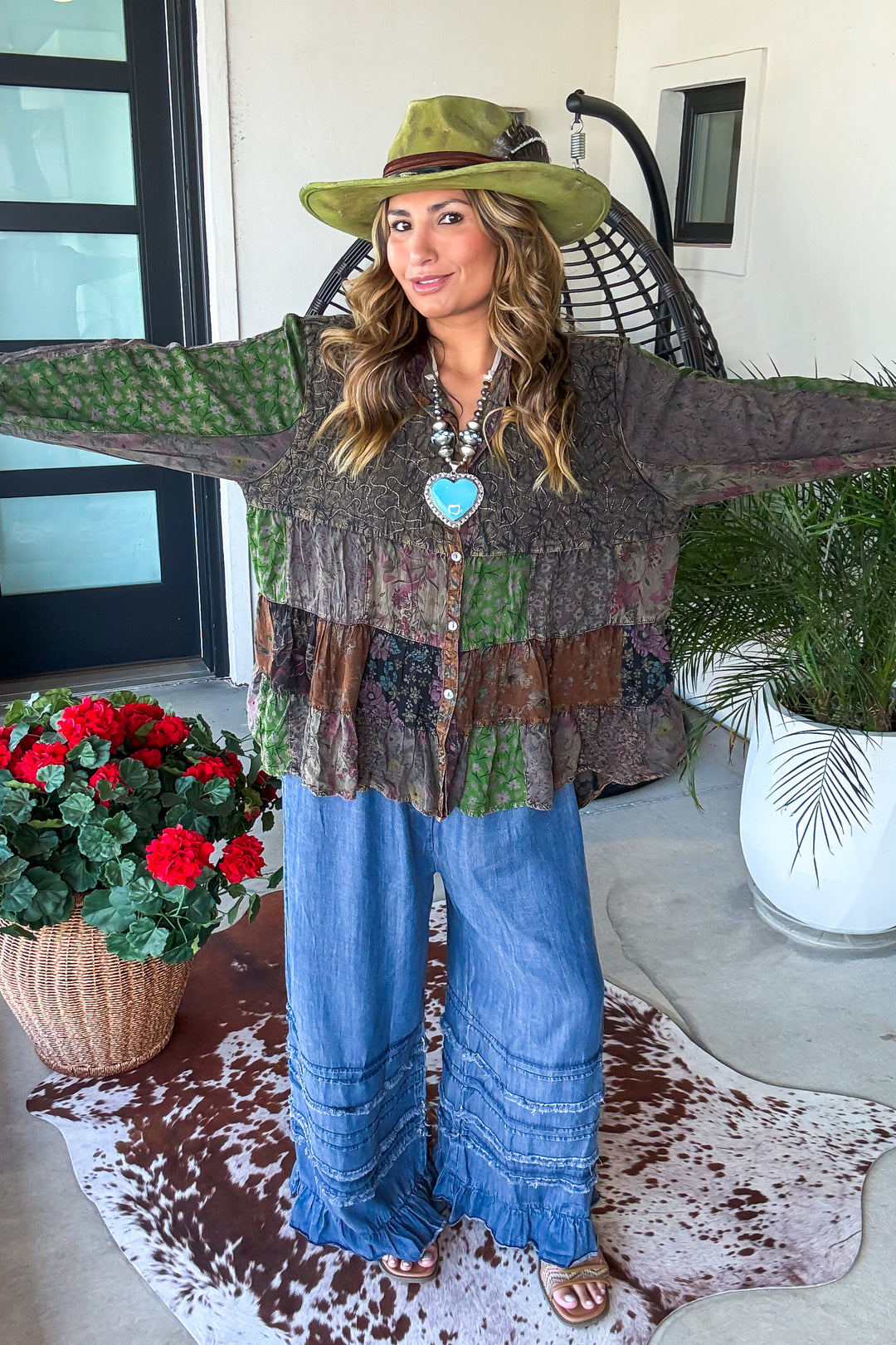 Capturing The View Blouse - Amber