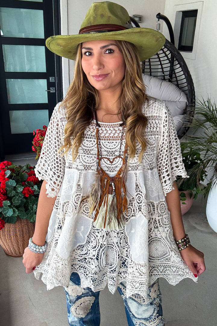AHB EXCLUSIVE: Delightful Details Top - Natural - 100%  COTTON