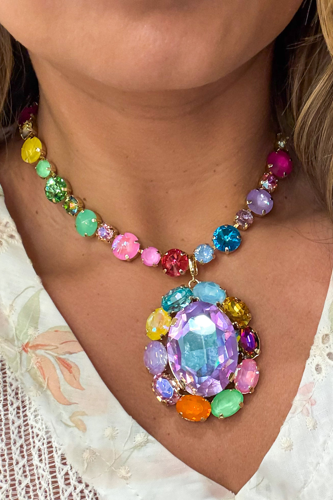 WAFA Concho Necklace - Mint - Austrian Crystal - 12"