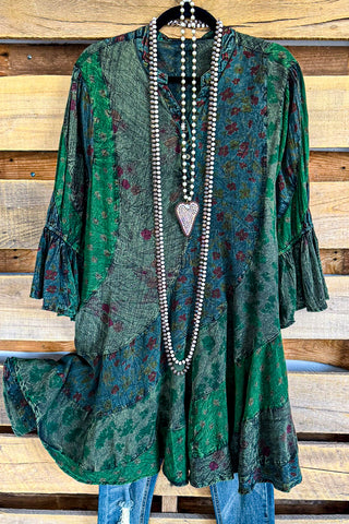 Fascinating Thoughts Kaftan - Red