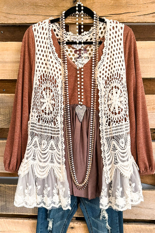 AHB EXCLUSIVE: Long Awaited Lace Cardigan - Beige/Rose