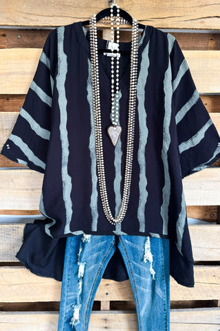 Boho Vibes Oversized Kimono - Blue