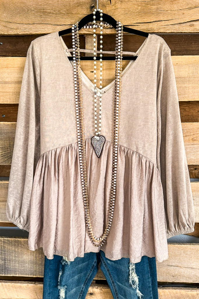 Doing Just Fine Top - Taupe