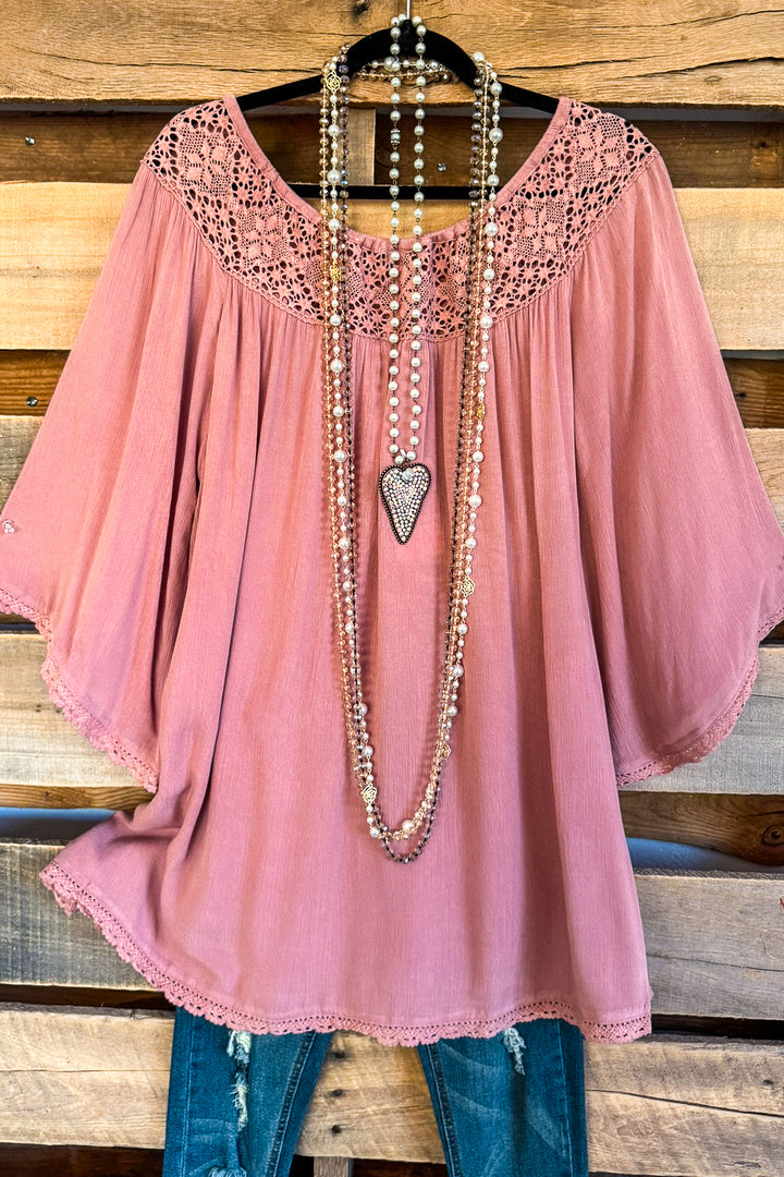 AHB EXCLUSIVE:  Feeling Free Tunic - Mauve - SALE