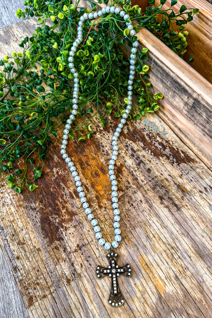 Keeping Peace Pearl Necklace - White