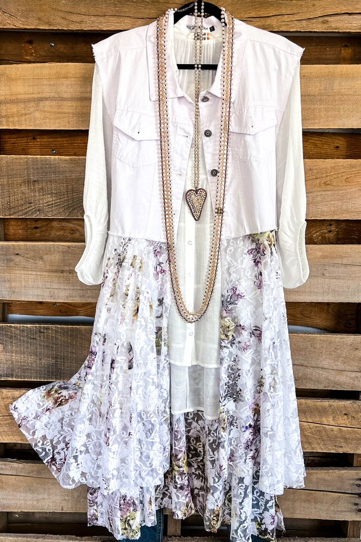 AHB EXCLUSIVE: Run To You Vest - Ivory/YR