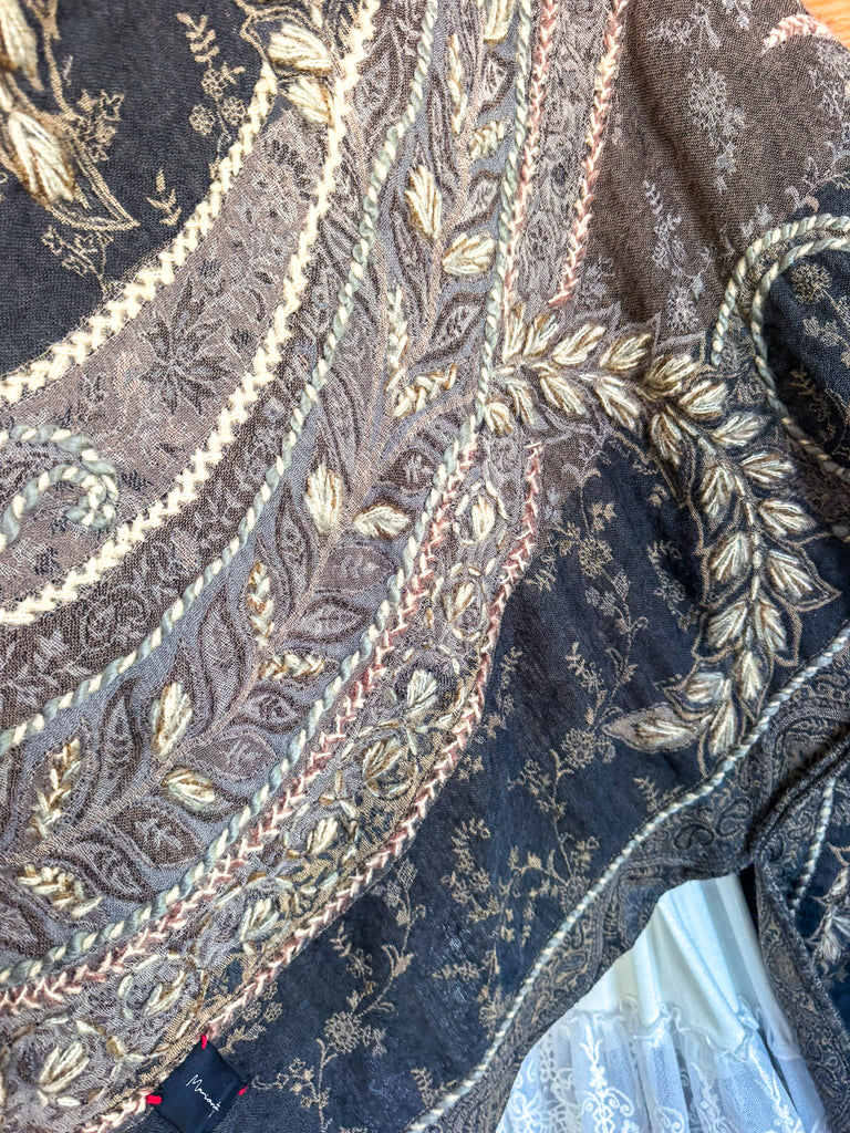 NATURAL FABRIC: Standing Closer Wool Ruana - Grey - 100% Wool