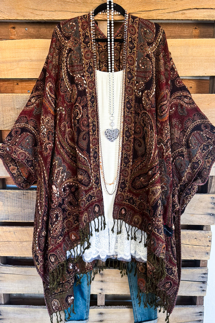 NATURAL FABRIC: Love Woven Deeply Wool Ruana - 19Wine - 100% Wool