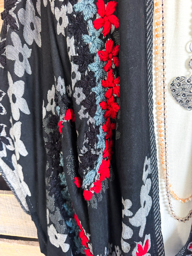 NATURAL FABRIC: Honest Reminder Wool Ruana - Black - 100% WOOL