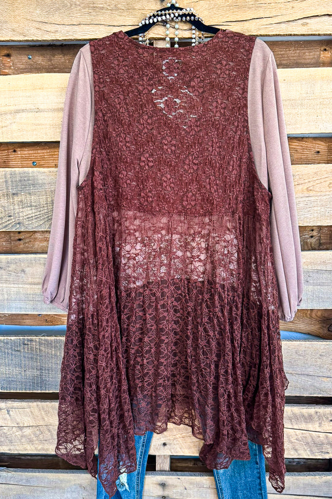 Run To Me Lace Vest - Brown