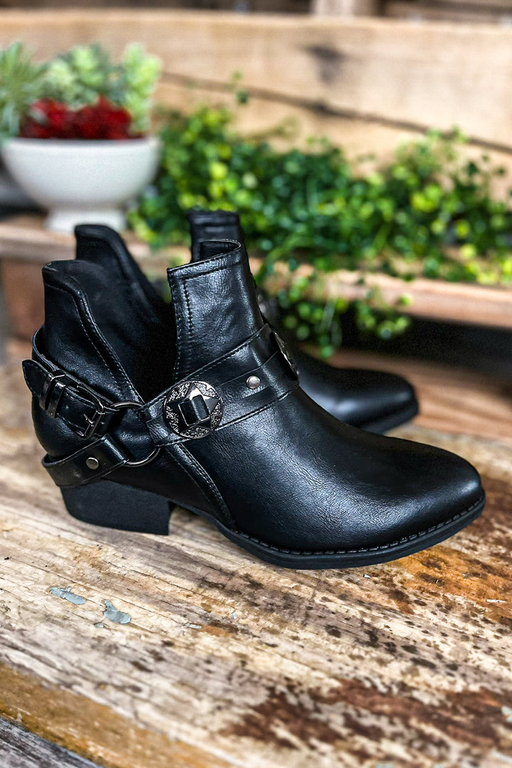Desperado Booties - Black SALE (SIZE 6)