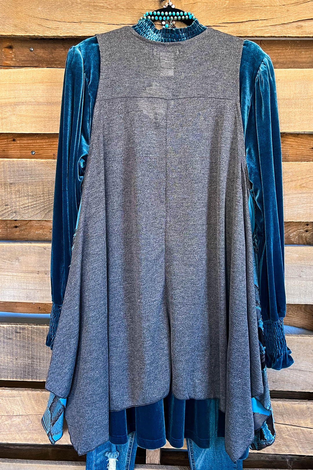 Unpredictable Truth Vest - Blue Grey