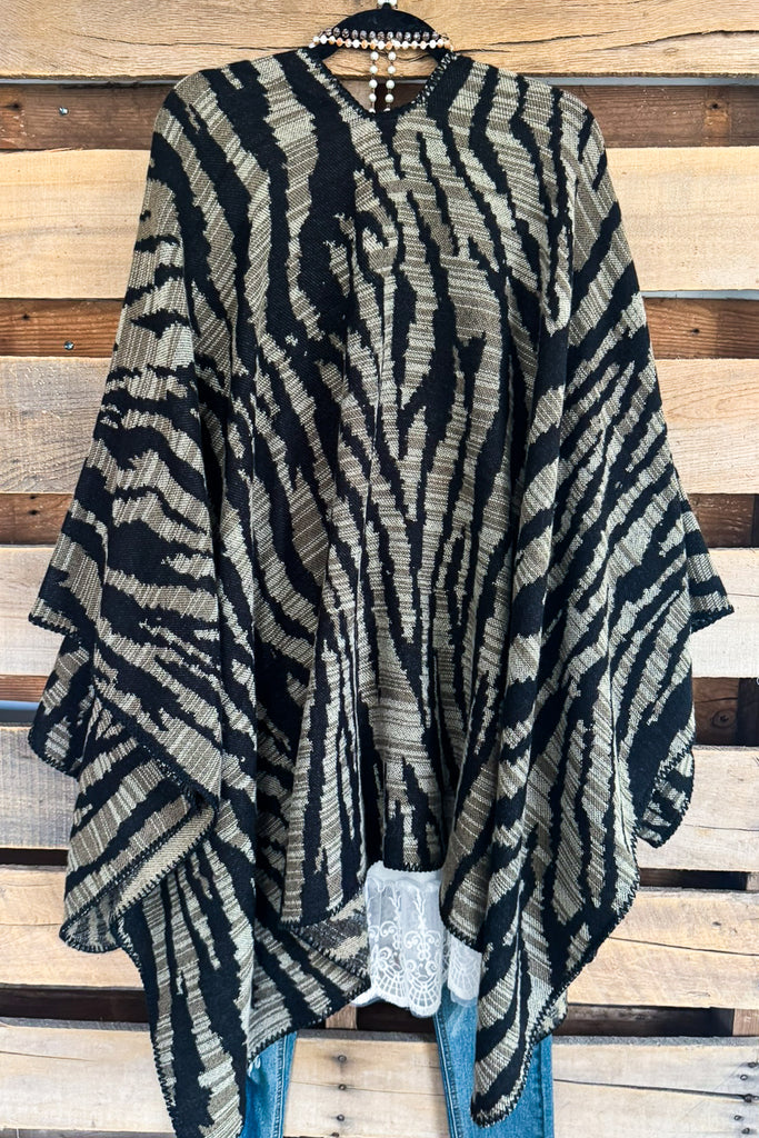 My Wild Streak Poncho - Black
