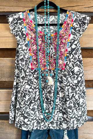 Fascinating Thoughts Kaftan - Red
